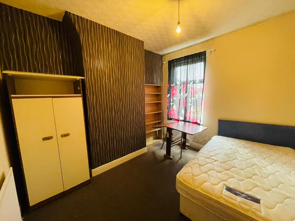 5 Egmont Road student accommodation photo